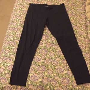 Petite women’s black legging